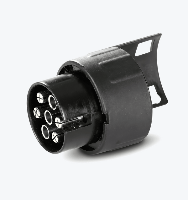 The Buzz Rack 13-to-7 pin light plug adaptor